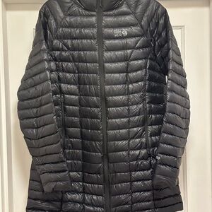 Mountain Hardwear Women's Charcoal Puffer Coat